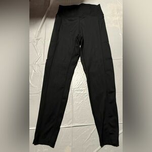 Women’s Danskin Medium Black Capri Leggings Bottoms With Pockets